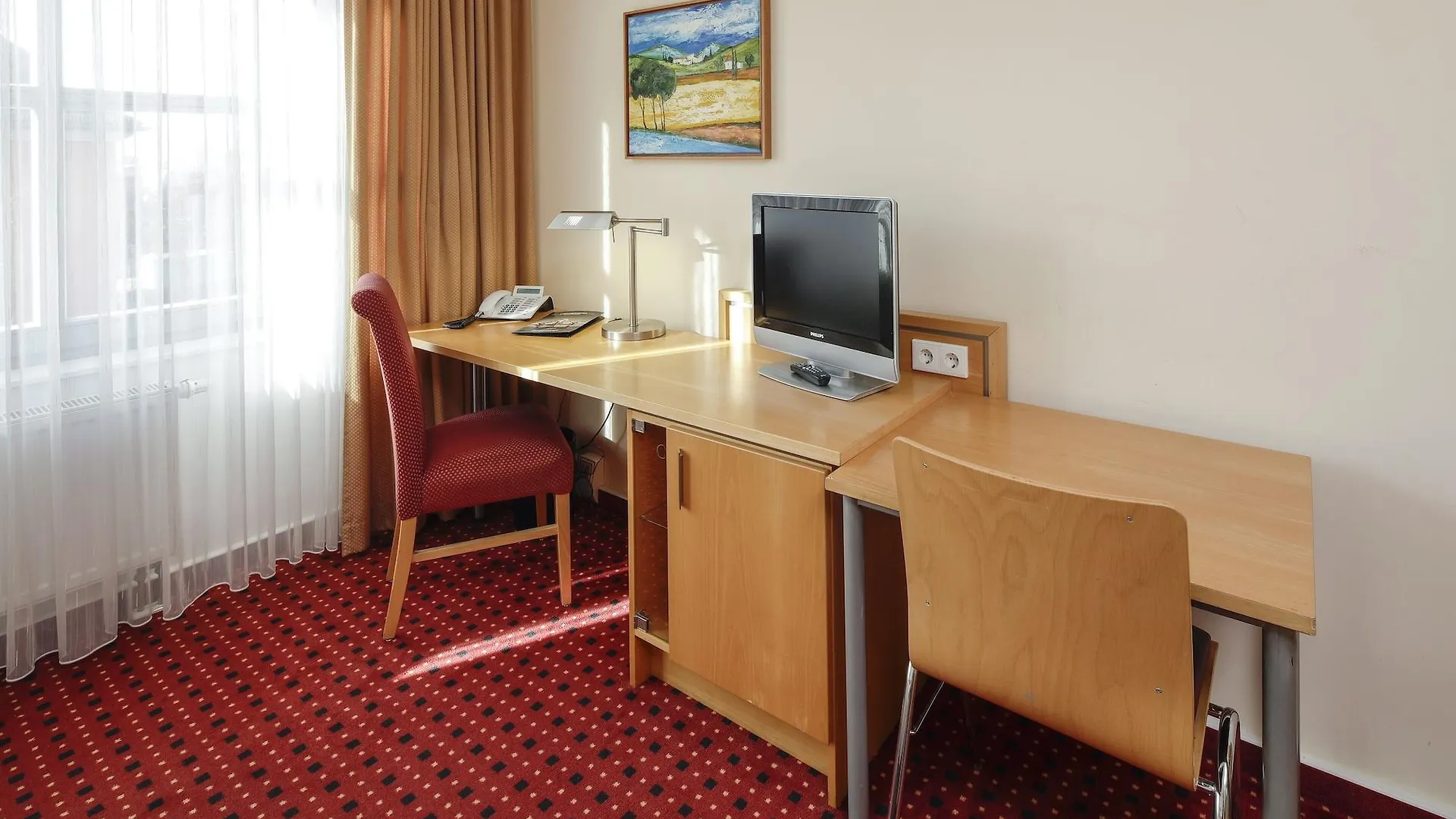 Airporthotel Berlin-Adlershof 3*, Берлин Германия