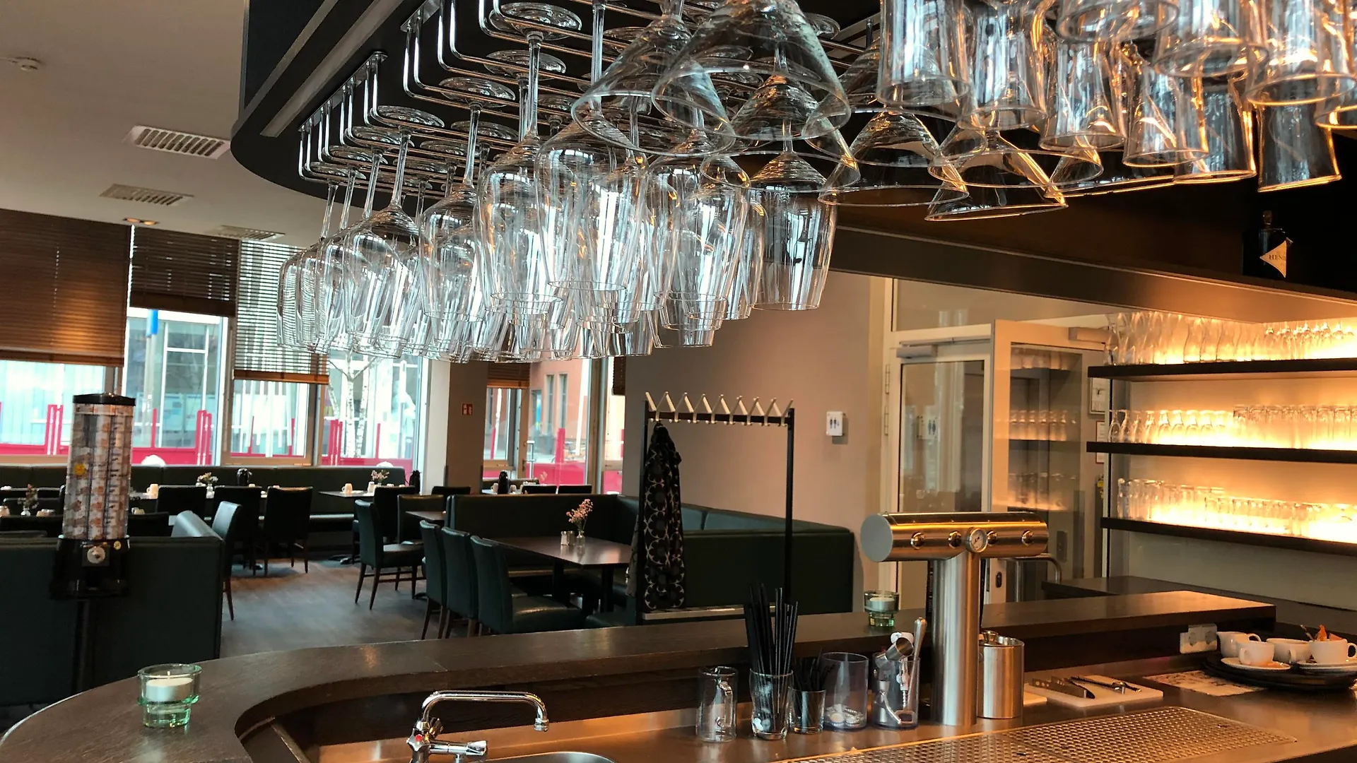 Airporthotel Berlin-Adlershof 3*, Берлин Германия