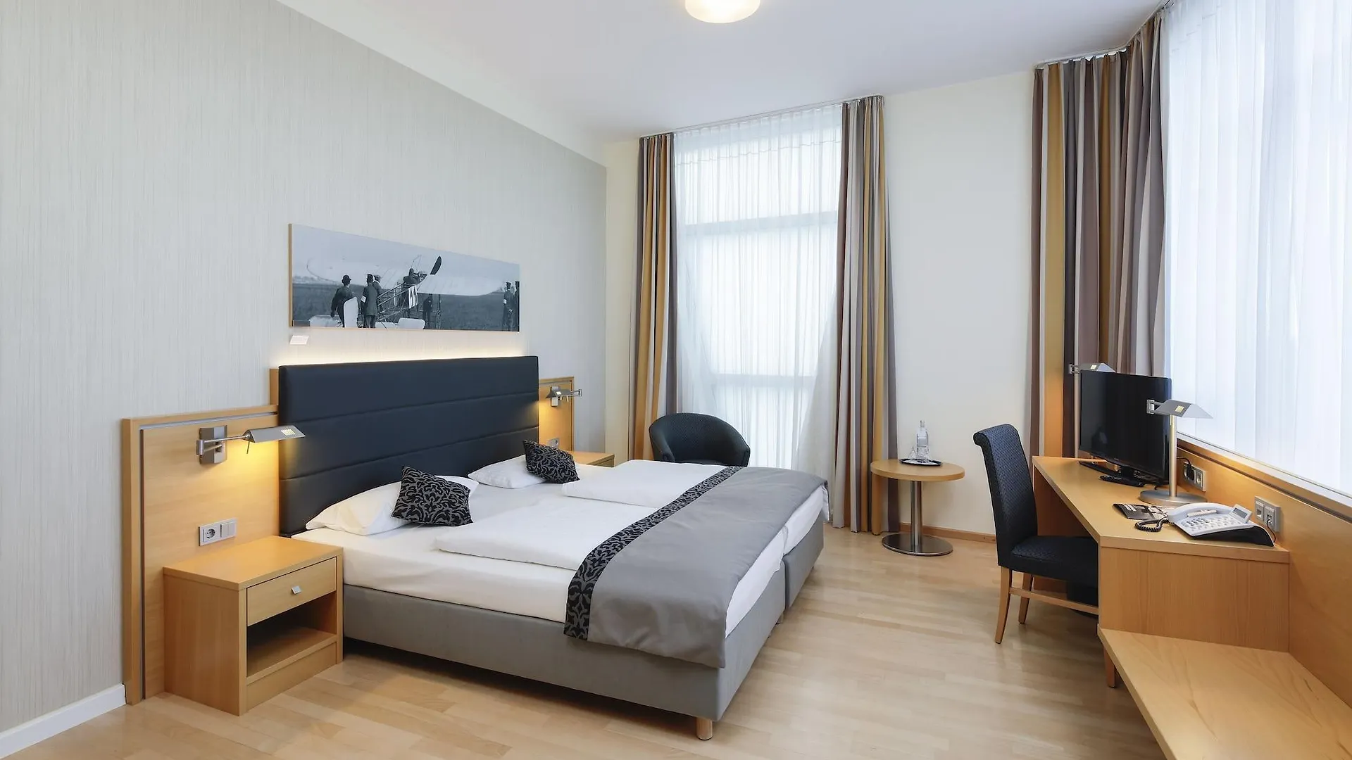 Airporthotel Berlin-Adlershof 3*, Berlin Németország