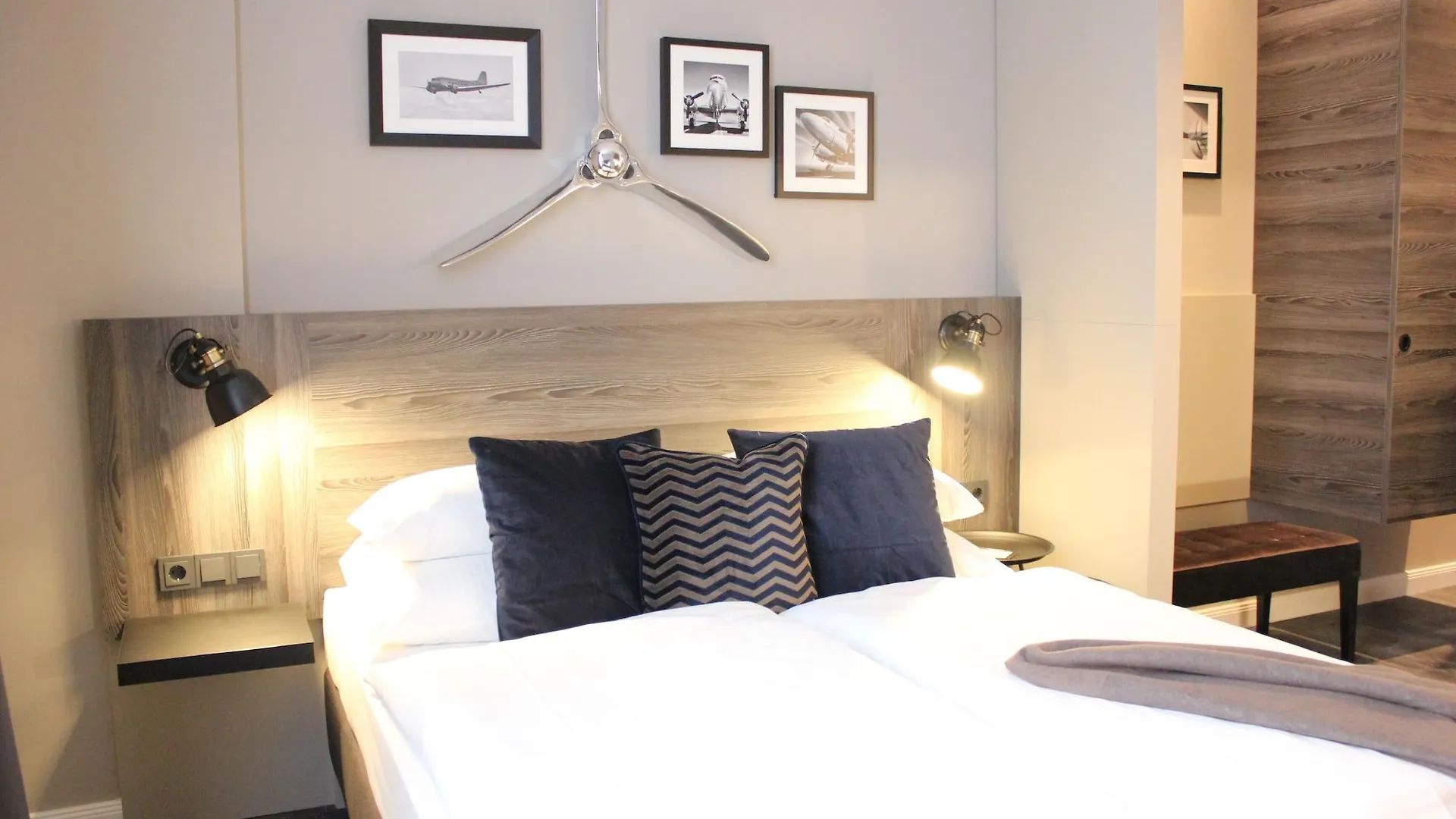 Airporthotel Berlin-Adlershof 3*, Berlin
