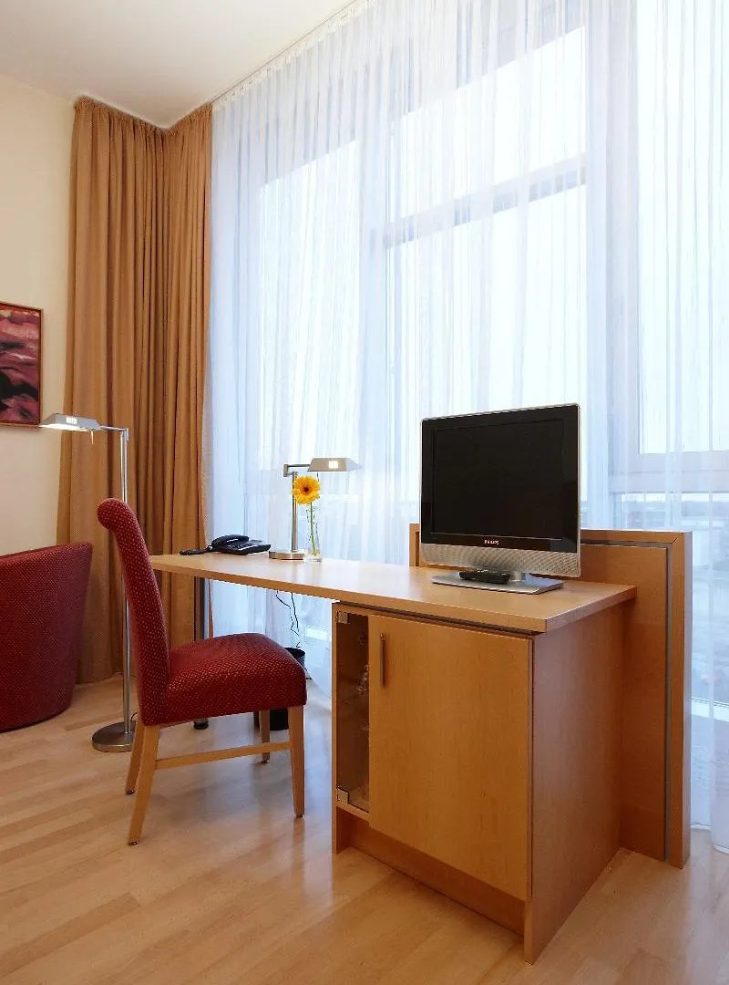 Airporthotel Berlin-Adlershof Hotel